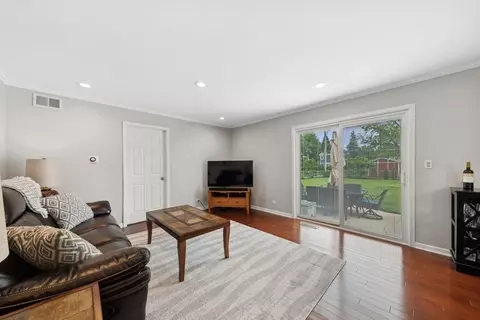 Other - 2303 Sigwalt St, Rolling Meadows, IL 60008 photo 3 of 5
