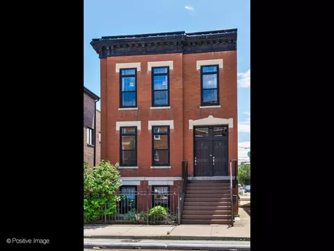 1751 W Augusta Blvd #3, Chicago, IL 60622