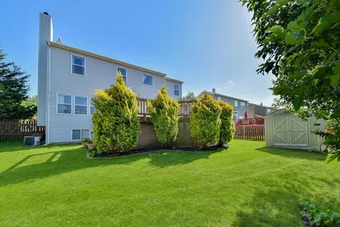 2046 Providence Dr, Bartlett, IL 60103 photo 32