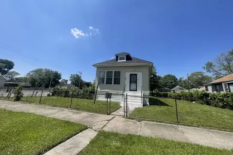 8856 S May St, Chicago, IL 60620