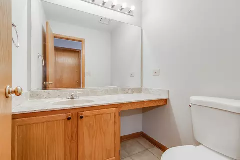 Bath - 1667 Mcdowell Ave, Aurora, IL 60504 photo 1 of 3