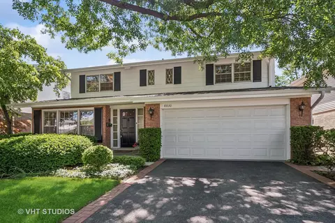 8830 Kenneth Ter, Skokie, IL 60076