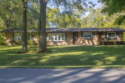 217 Central Rd, New Lenox, IL 60451