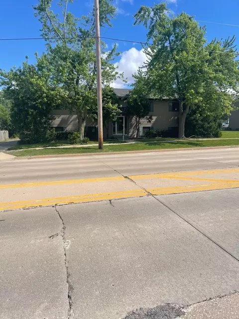 112 W Raab Rd, Normal, IL 61761