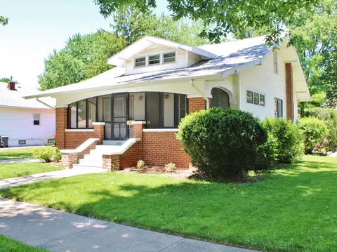 Exterior - 520 E Washington St, Morris, IL 60450 photo 8 of 10