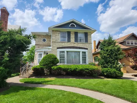 1205 N Oak Park Ave, Oak Park, IL 60302
