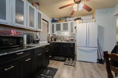 Kitchen - 1459 W 163rd St, Markham, IL 60428 photo 2 of 2