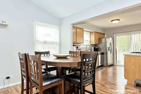 Dining - 1440 Brookside Dr, Hoffman Estates, IL 60169 photo 1 of 1