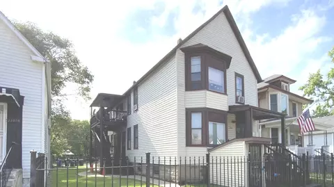 11014 S State St, Chicago, IL 60628