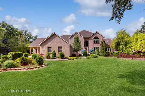 35 W959 Woodhaven Ln, Dundee, IL 60118