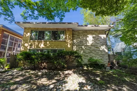 405 S Maple Ave #5, Oak Park, IL 60302
