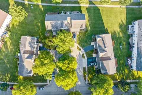 View/Area - 413 Ballard Dr, Algonquin, IL 60102 photo 5 of 8