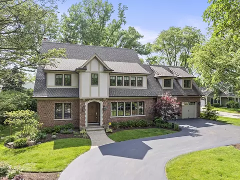 624 N Scottsvale Ln, Arlington Heights, IL 60004