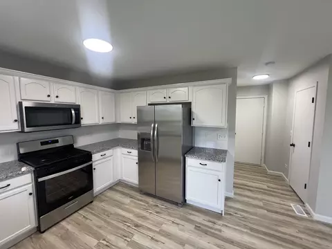 340 Coneflower Dr, Minooka, IL 60447 photo 7