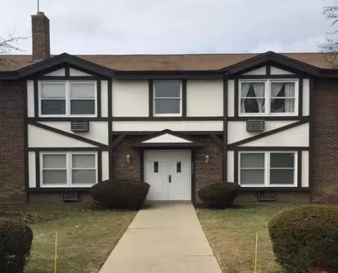 22960 N Apple Hill Ln #107, Lincolnshire, IL 60069