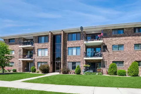 8820 Mobile Ave #3E, Oak Lawn, IL 60453