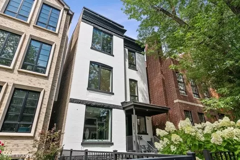 2672 N Burling St, Chicago, IL 60614