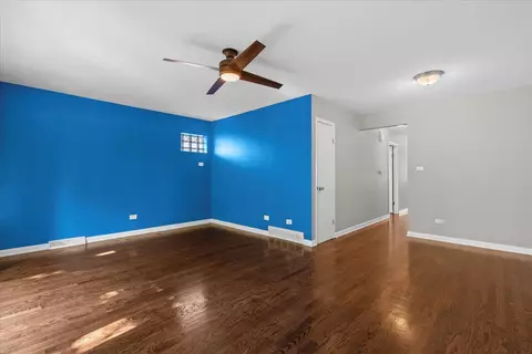 Living - 3939 Elm Ave, Brookfield, IL 60513 photo 4 of 4