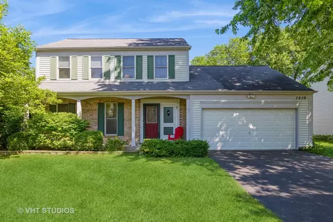 1230 Country Side Dr, Algonquin, IL 60102