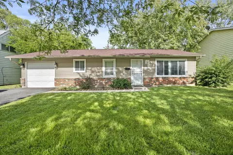 17641 Hillcrest Dr, Country Club Hills, IL 60478