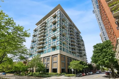 125 E 13th St #709, Chicago, IL 60605