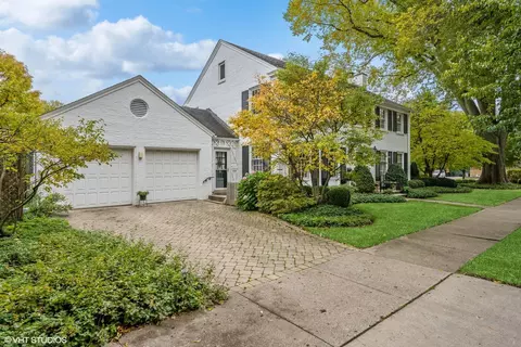 Exterior - 415 Berkeley Ave, Winnetka, IL 60093 photo 6 of 6