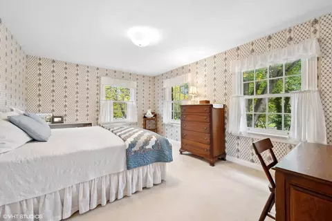 Bedroom - 415 Berkeley Ave, Winnetka, IL 60093 photo 2 of 4