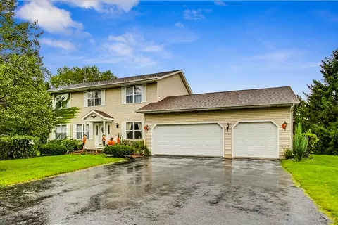 2409 N Hidden Trl, Spring Grove, IL 60081