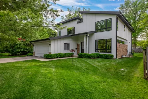 3392 Dato Ave, Highland Park, IL 60035