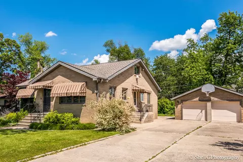 1106 Oregon St, Joliet, IL 60435