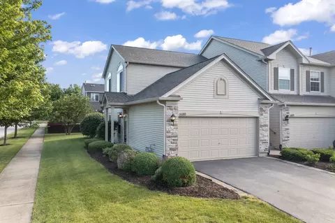 1600 Fredericksburg Ln, Aurora, IL 60503