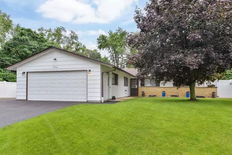 6600 Deerpath Ln, Hanover Park, IL 60133