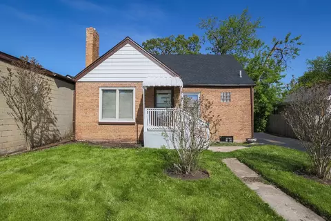 2303 Galilee Ave, Zion, IL 60099