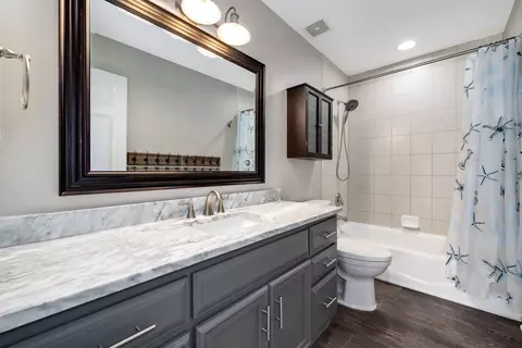 Bath - 11344 Abbey Rd, Mokena, IL 60448 photo 1 of 2