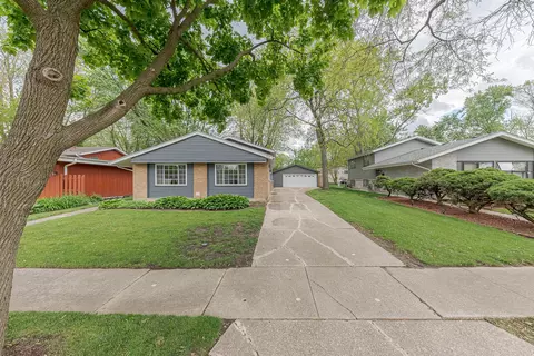 317 Farragut St, Park Forest, IL 60466