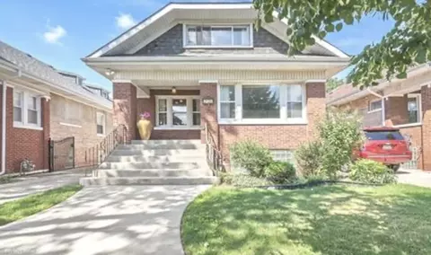 2126 Cuyler Ave, Berwyn, IL 60402