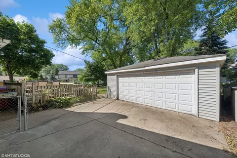 Other - 208 Spring Ct, Roselle, IL 60172 photo 2 of 2