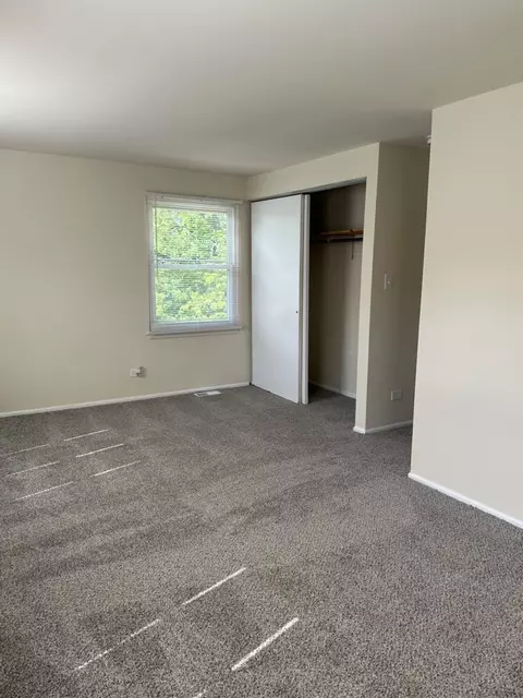 Bedroom - 5531 Allemong Dr #5531, Matteson, IL 60443 photo 1 of 4