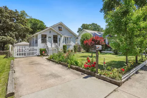 217 S Villa Ave, Elmhurst, IL 60126