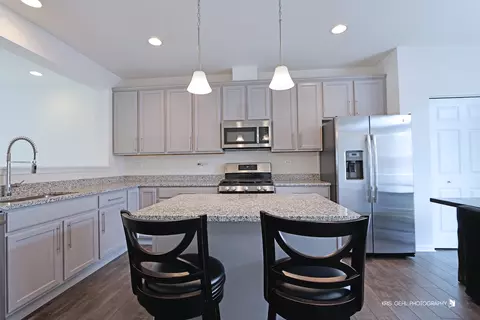 2971 Madison Dr, Naperville, IL 60564 photo 6