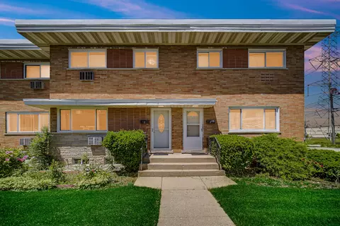 Exterior - 8666 Gregory Ln #E, Des Plaines, IL 60016 photo 5 of 5