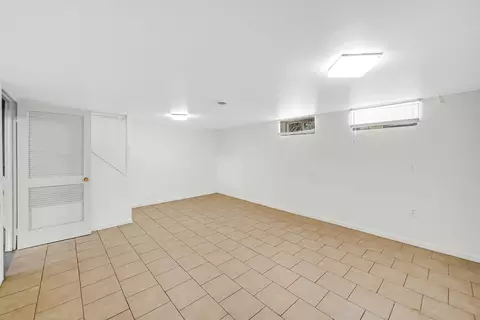 Other - 8666 Gregory Ln #E, Des Plaines, IL 60016 photo 2 of 3