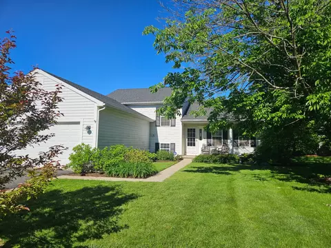 2138 N Millstone Dr, Lake Villa, IL 60046