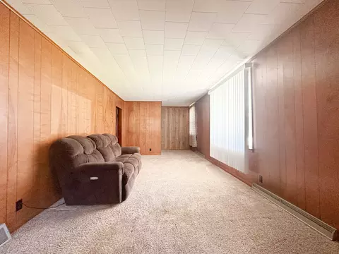 Living - 505 Morgan St, Long Point, IL 61333 photo 3 of 4