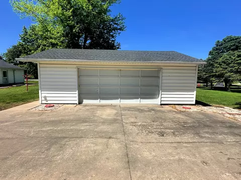 Exterior - 505 Morgan St, Long Point, IL 61333 photo 10 of 10