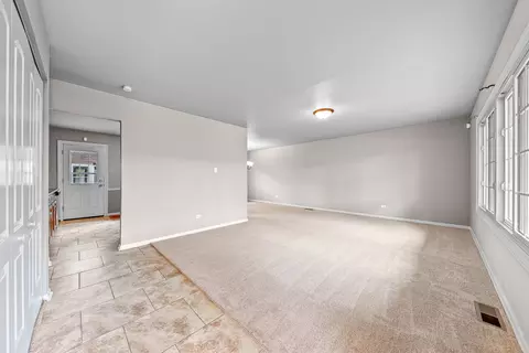452 Springfield St, Park Forest, IL 60466 photo 2