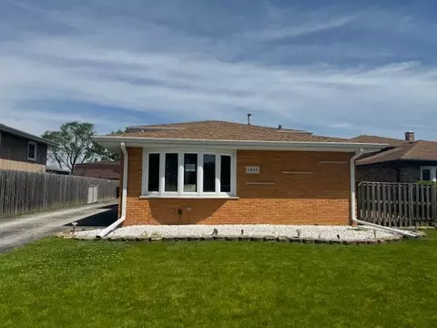 5436 138th St, Crestwood, IL 60445