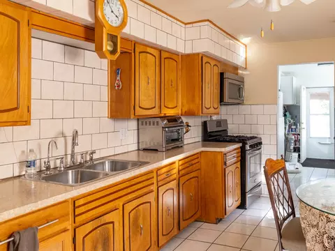 Kitchen - 6043 S 74th Ct, Summit, IL 60501 photo 1 of 1