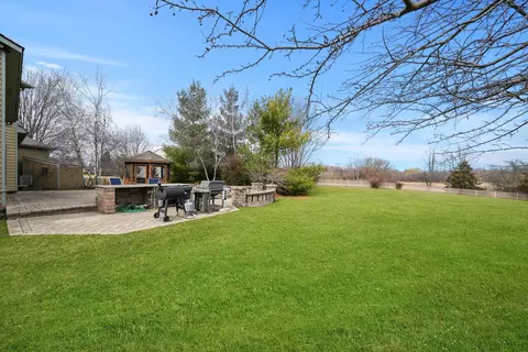 Other - 6206 Whiteoak Dr, Mchenry, IL 60050 photo 8 of 9