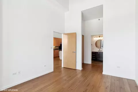 321 S Sangamon St #909, Chicago, IL 60607 photo 11